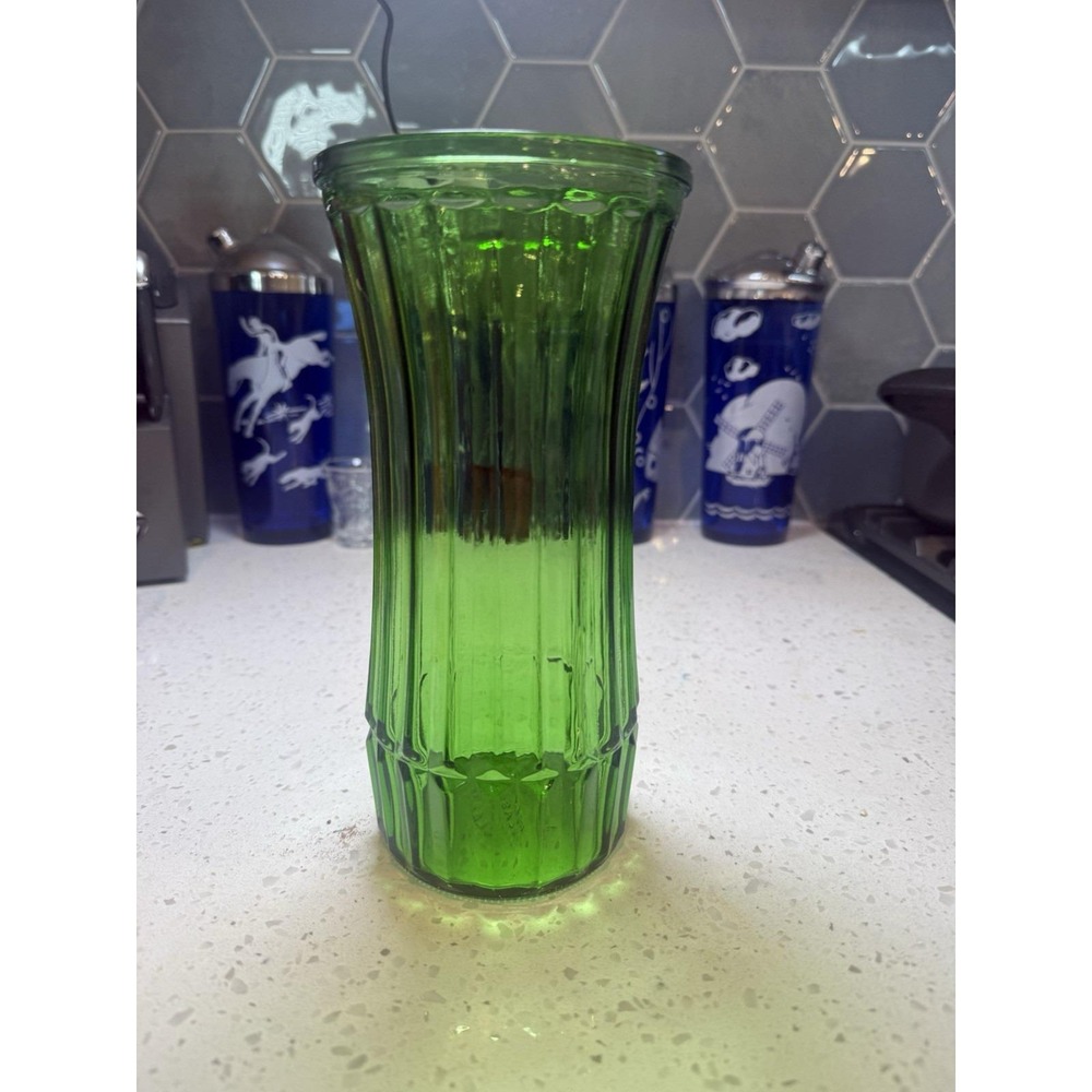 Hoosier Glass Emerald Green 4088 8 1/2" C Flower Vase Mid Century Art Deco Glass
